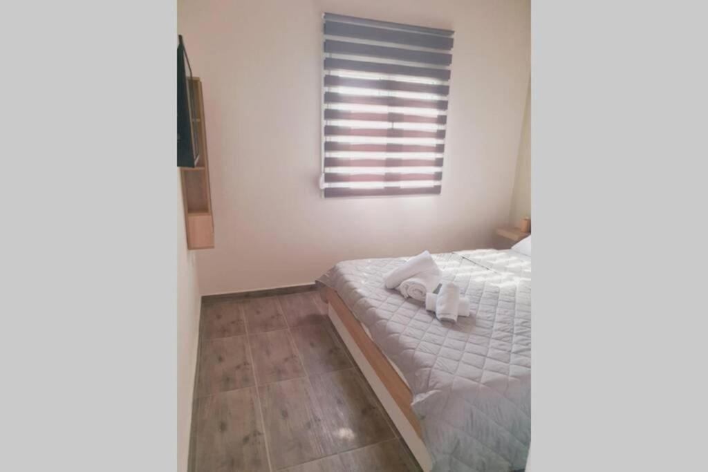 V&E'S Apartments Pigadhia  Ngoại thất bức ảnh