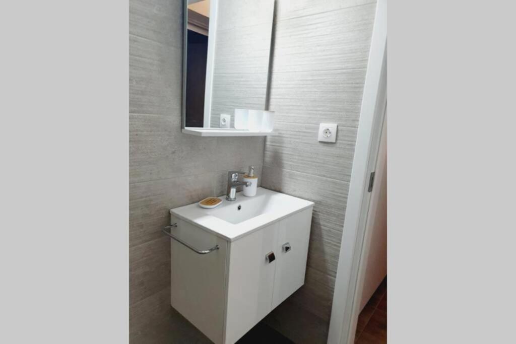 V&E'S Apartments Pigadhia  Ngoại thất bức ảnh